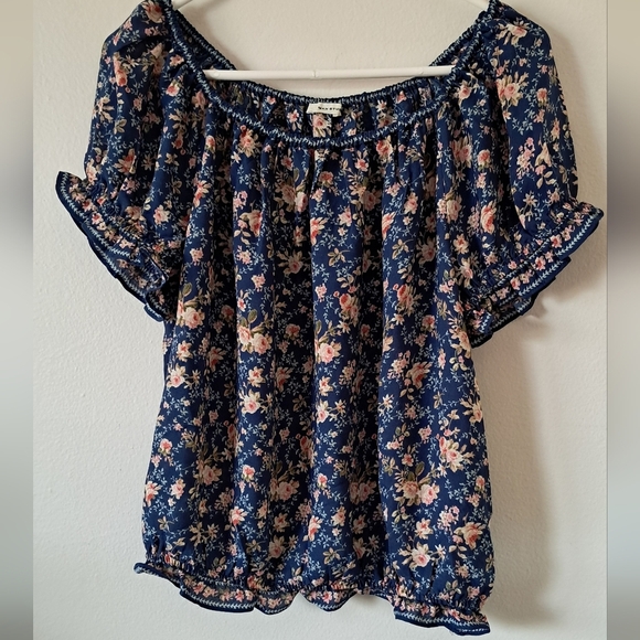 Max Studio Blue and Orange Cuffed Sleeve Ruffled Blouse - Picture 2 of 8